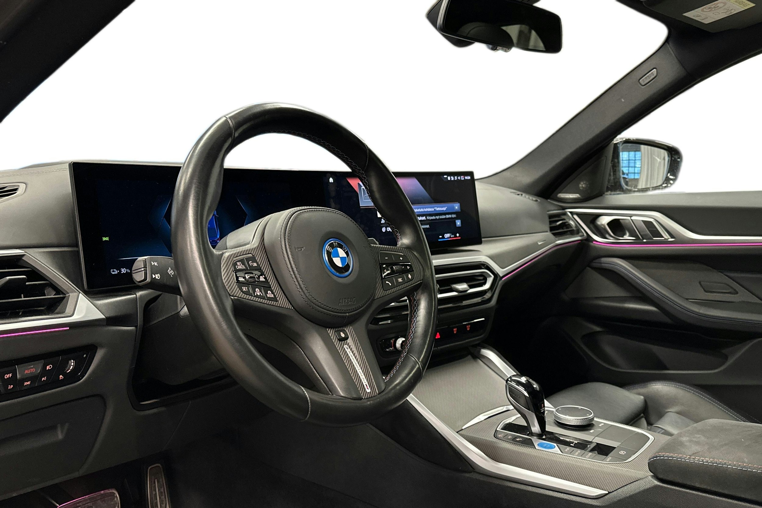 sininen BMW i4 M50 2023 kuva 3.