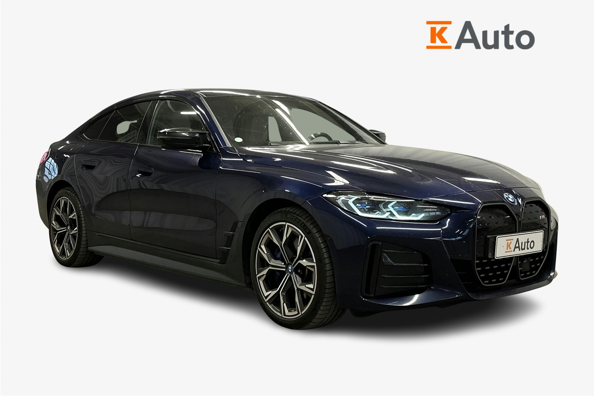 sininen BMW i4 M50 2023 kuva 1.