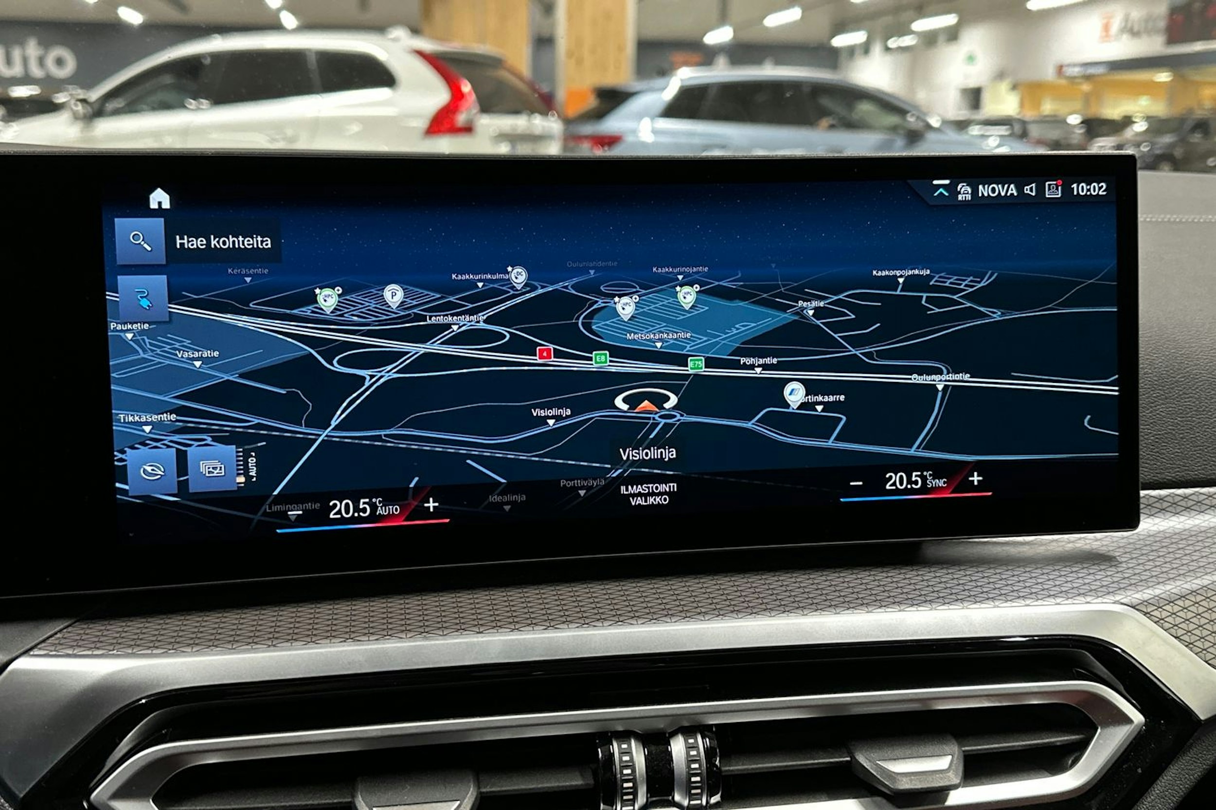 musta BMW i4 M50 2024 kuva 19.