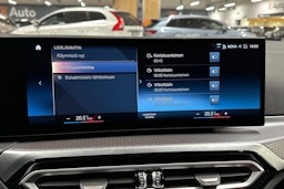 musta BMW i4 M50 2024 kuva 21.