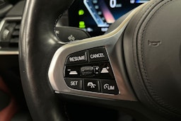 musta BMW i4 M50 2024 kuva 25.