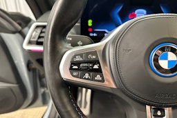 harmaa BMW i4 M50 2023 kuva 11.