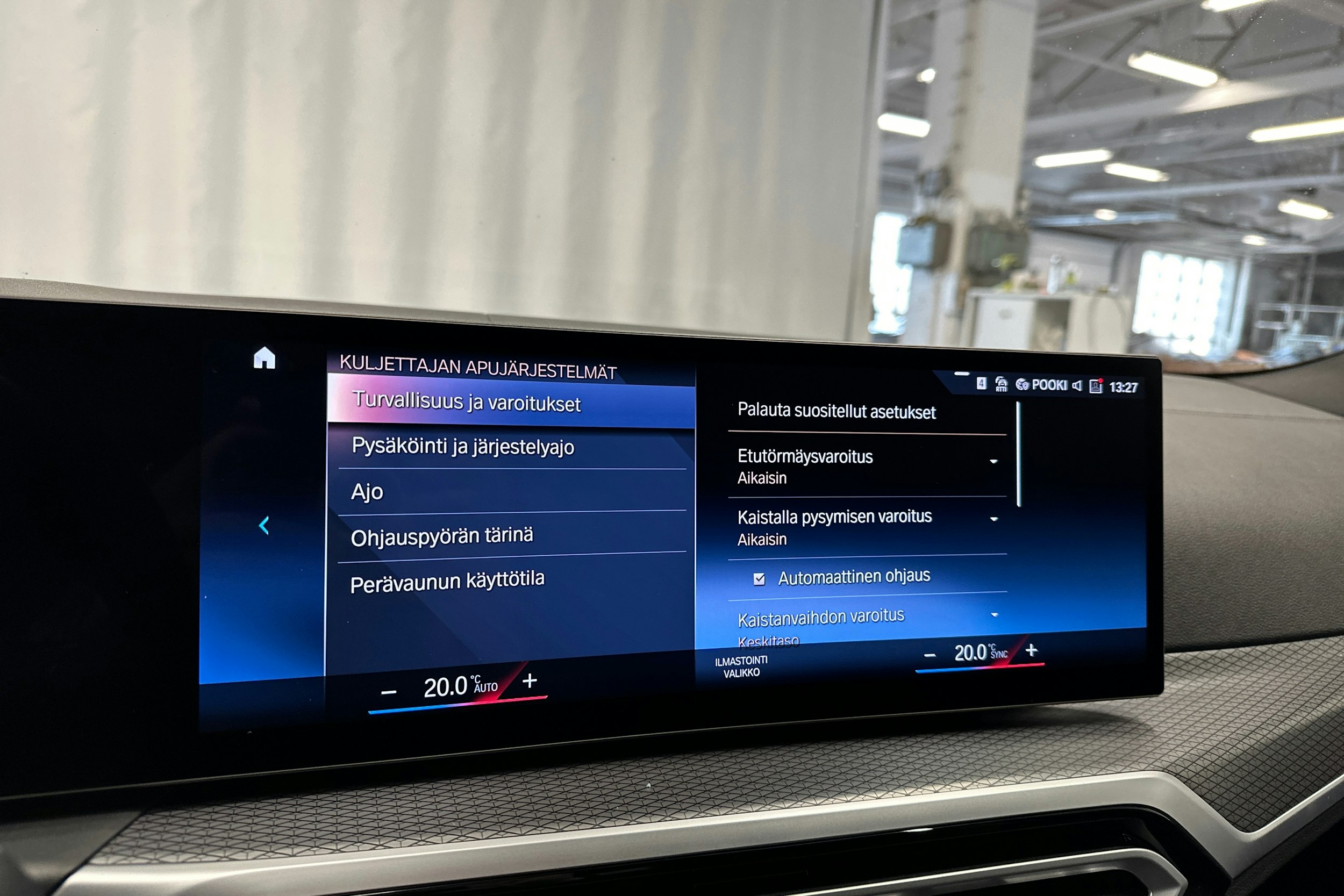 harmaa BMW i4 M50 2023 kuva 20.