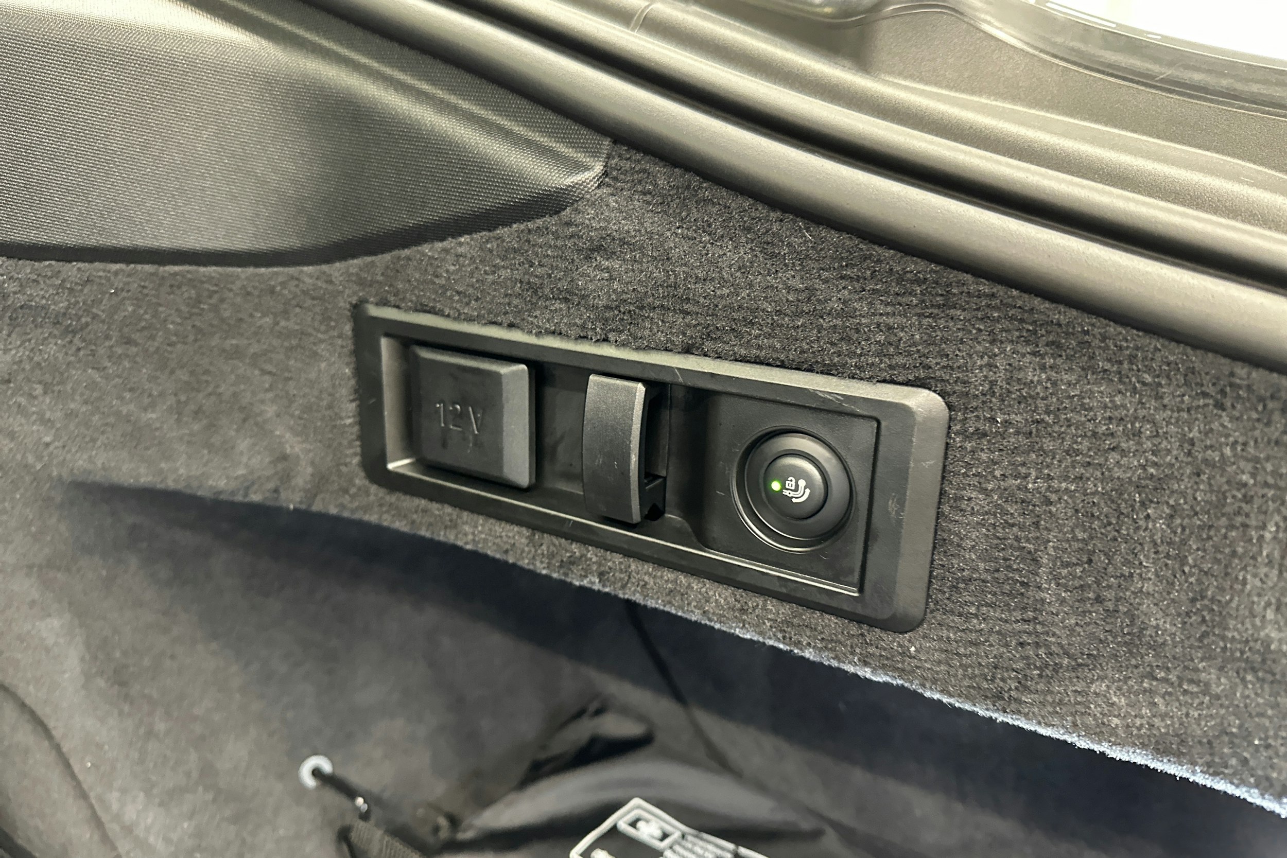 harmaa BMW i4 M50 2023 kuva 26.