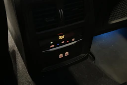 valkoinen BMW i4 M50 2023 kuva 14.