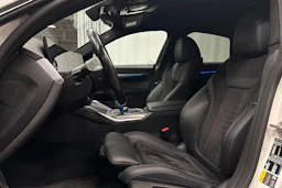 valkoinen BMW i4 M50 2023 kuva 15.