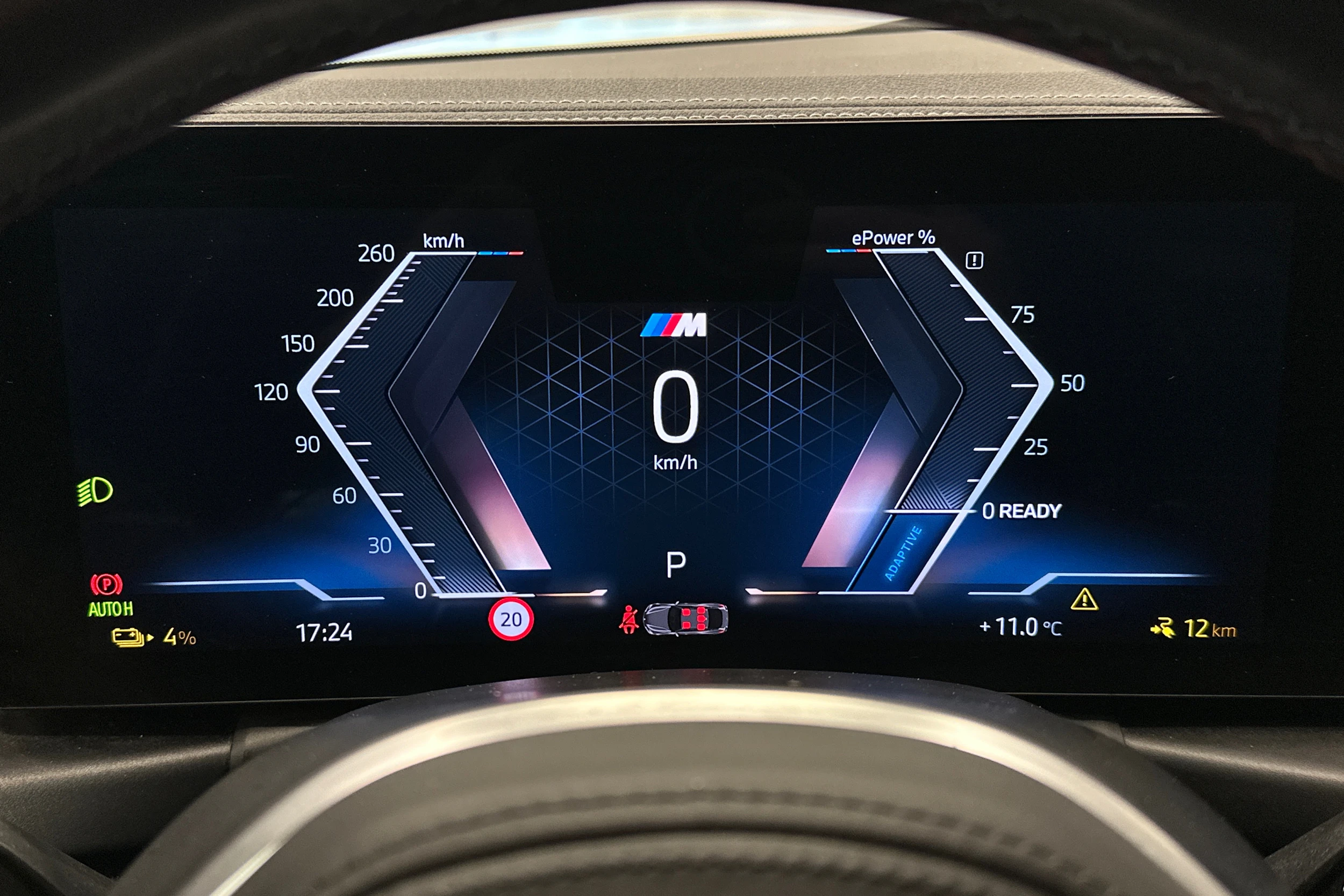 valkoinen BMW i4 M50 2023 kuva 20.