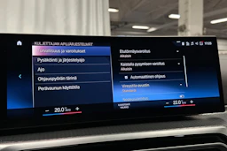 valkoinen BMW i4 M50 2023 kuva 25.