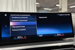 valkoinen BMW i4 M50 2023 kuva 26.