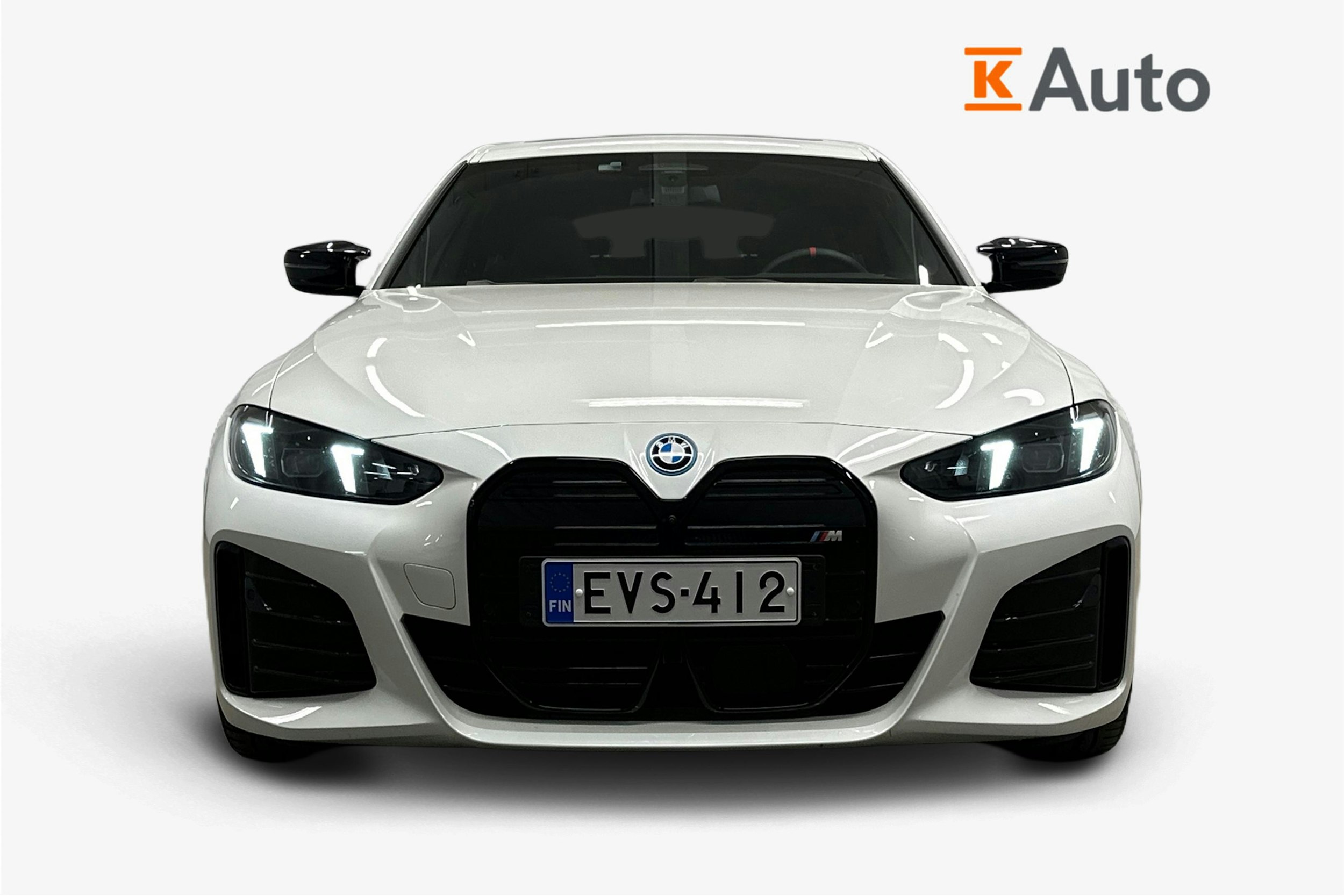 valkoinen BMW i4 M50 2024 kuva 5.