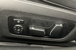 valkoinen BMW i4 M50 2024 kuva 20.