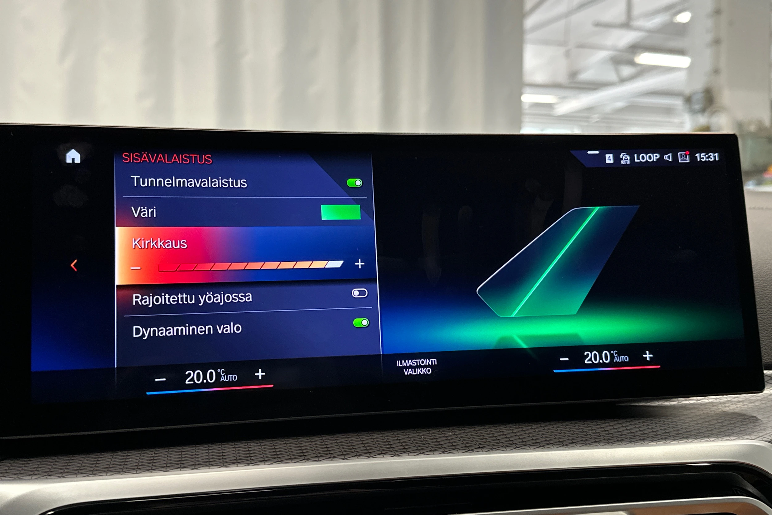 vihreä BMW i4 M50 2024 kuva 29.