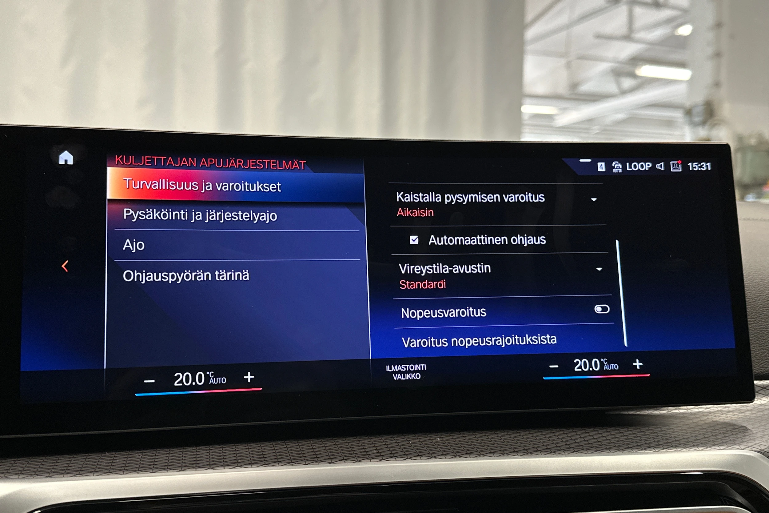 vihreä BMW i4 M50 2024 kuva 31.