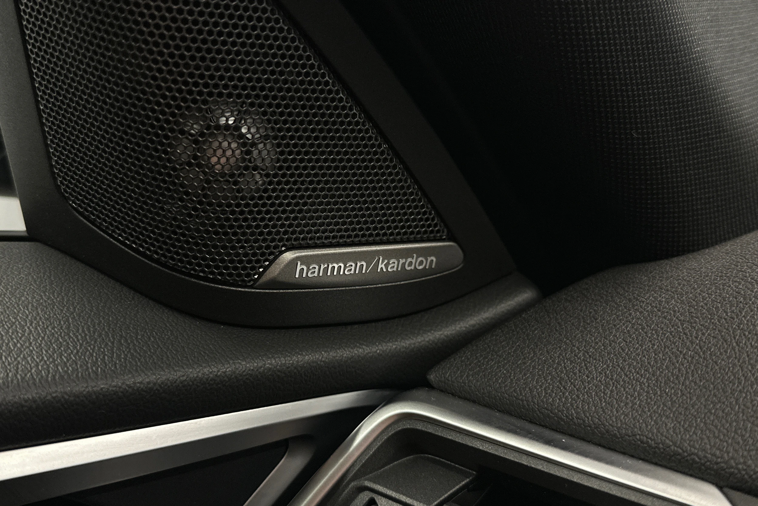 vihreä BMW i4 M50 2024 kuva 37.