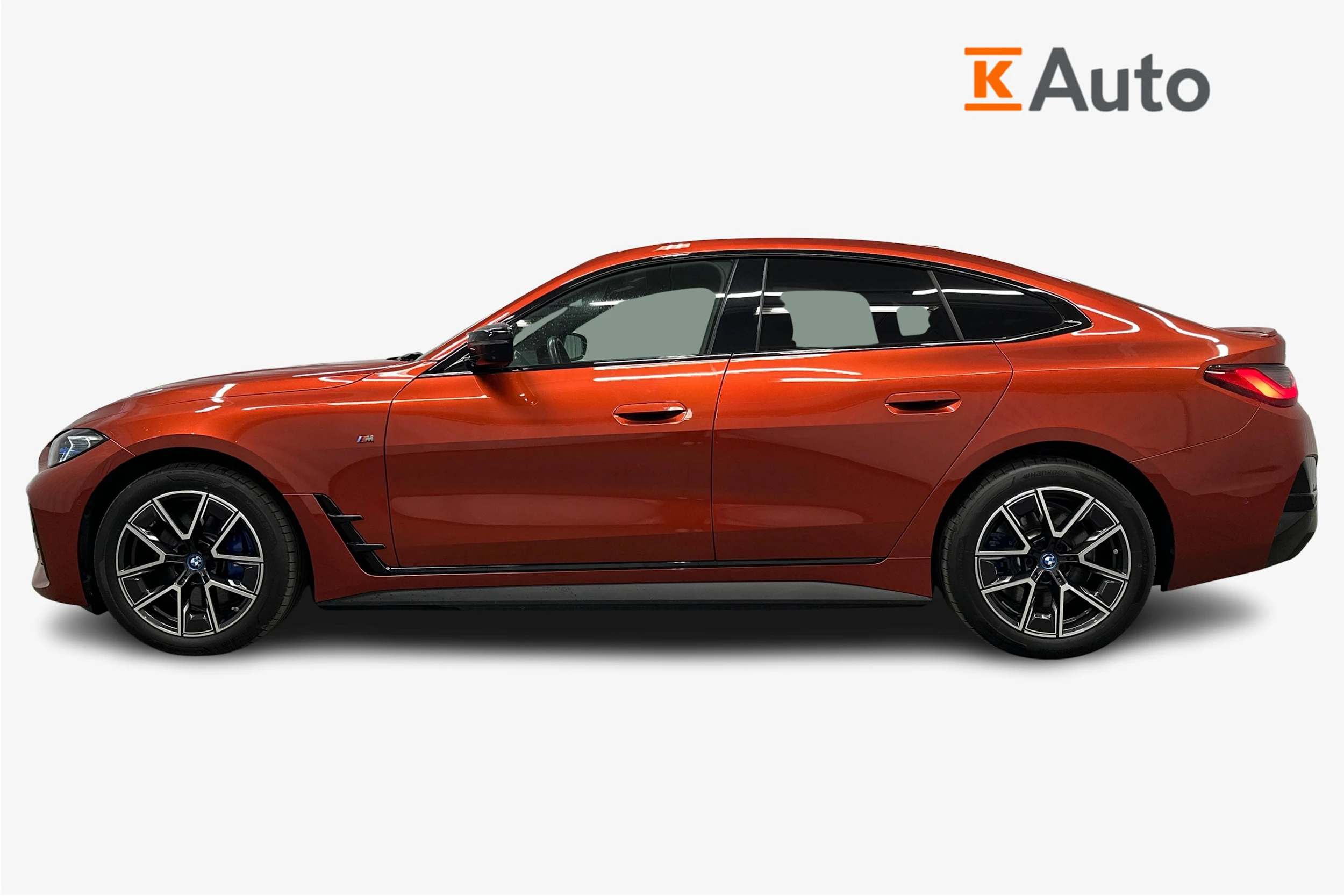 oranssi BMW i4 M50 2024 kuva 5.