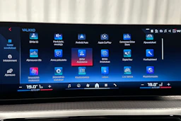 oranssi BMW i4 M50 2024 kuva 18.
