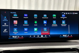 oranssi BMW i4 M50 2024 kuva 19.