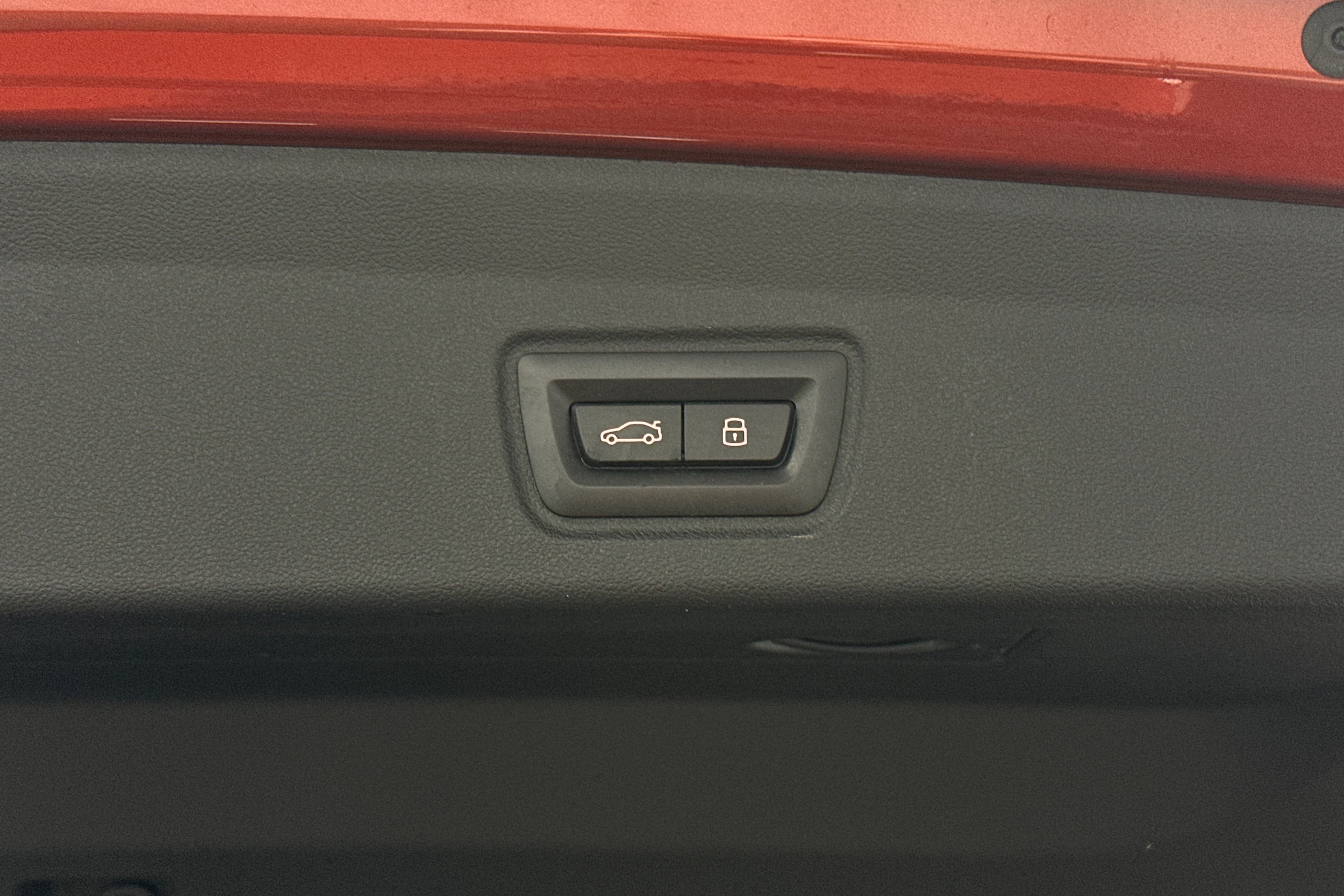 oranssi BMW i4 M50 2024 kuva 40.
