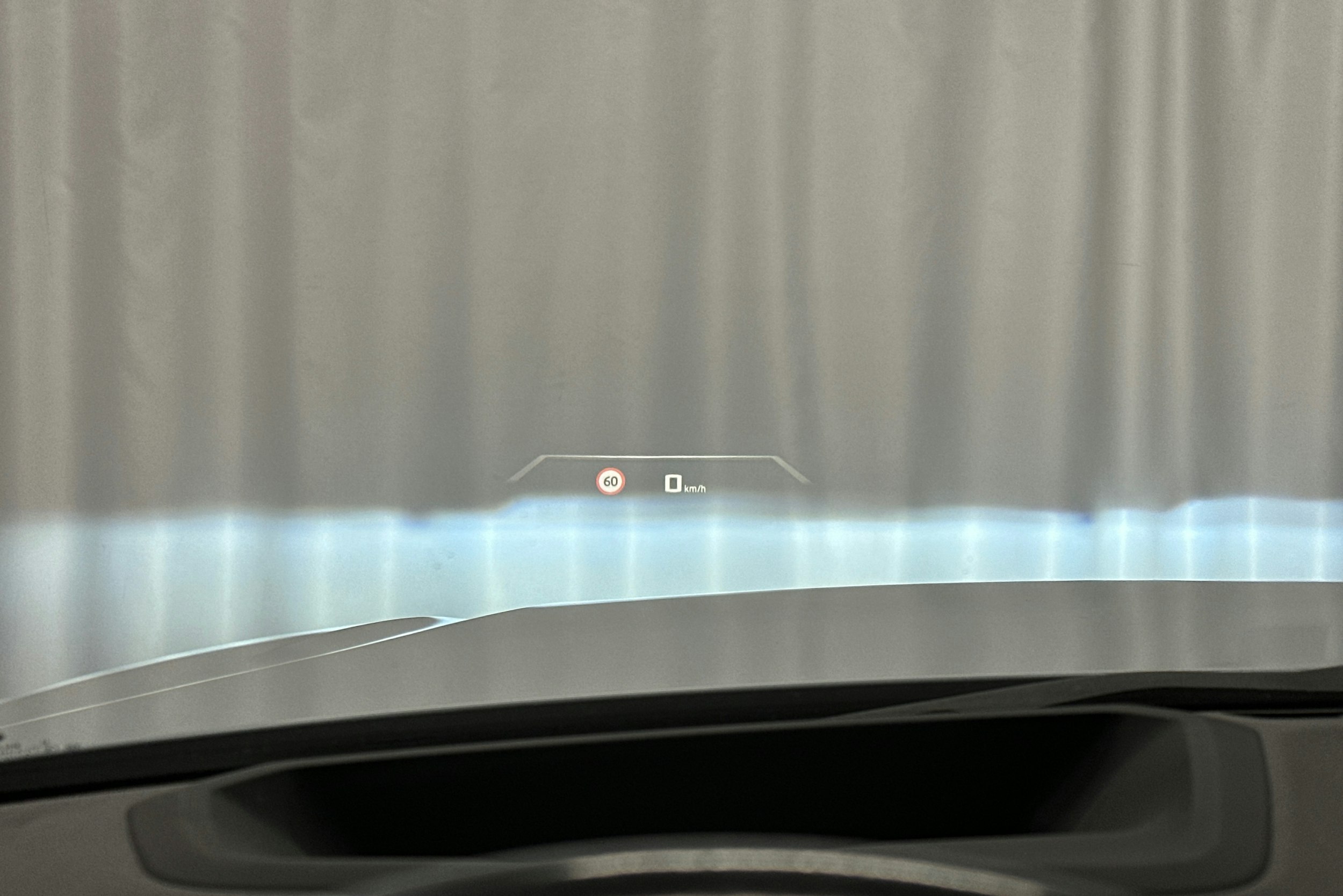 harmaa BMW i4 M50 2024 kuva 18.