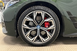 vihreä BMW i4 M50 2024 kuva 11.