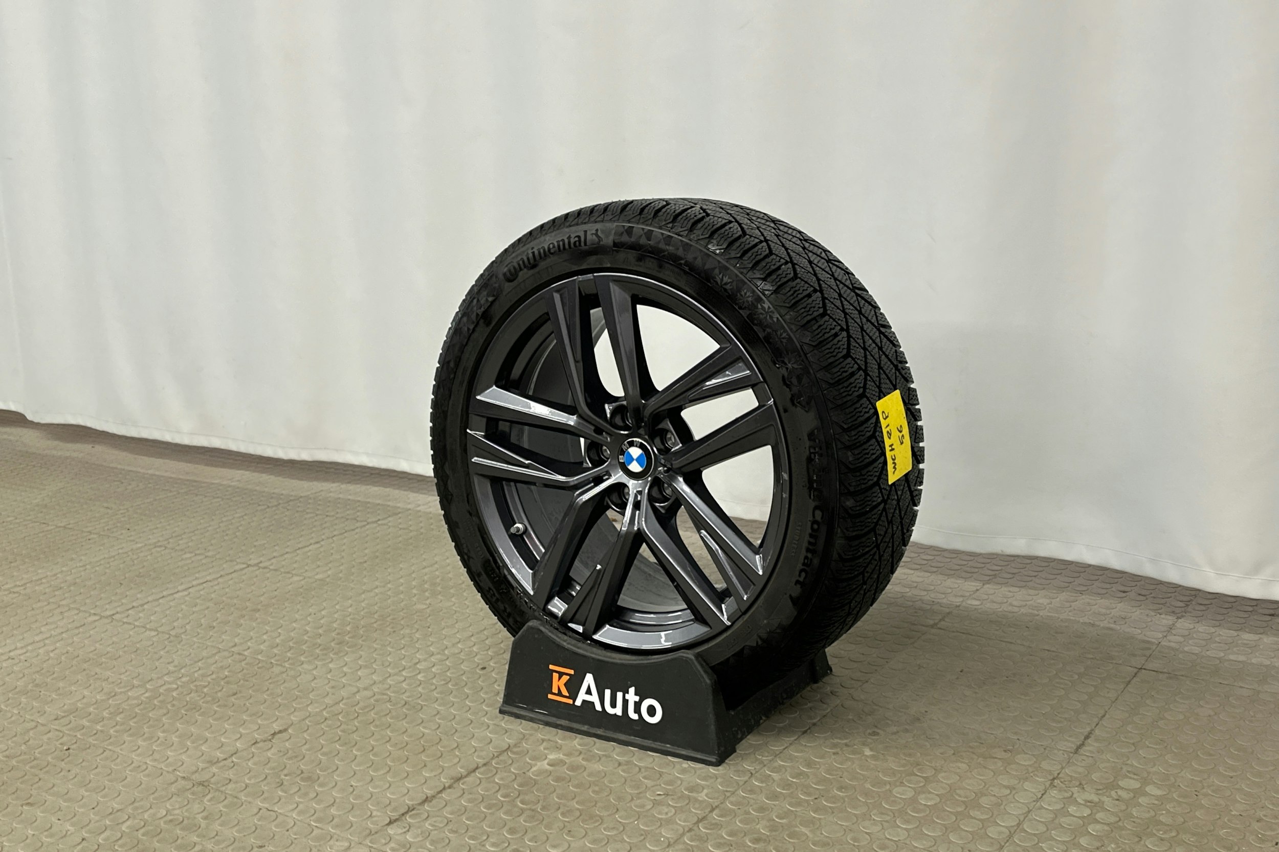 vihreä BMW i4 M50 2024 kuva 13.