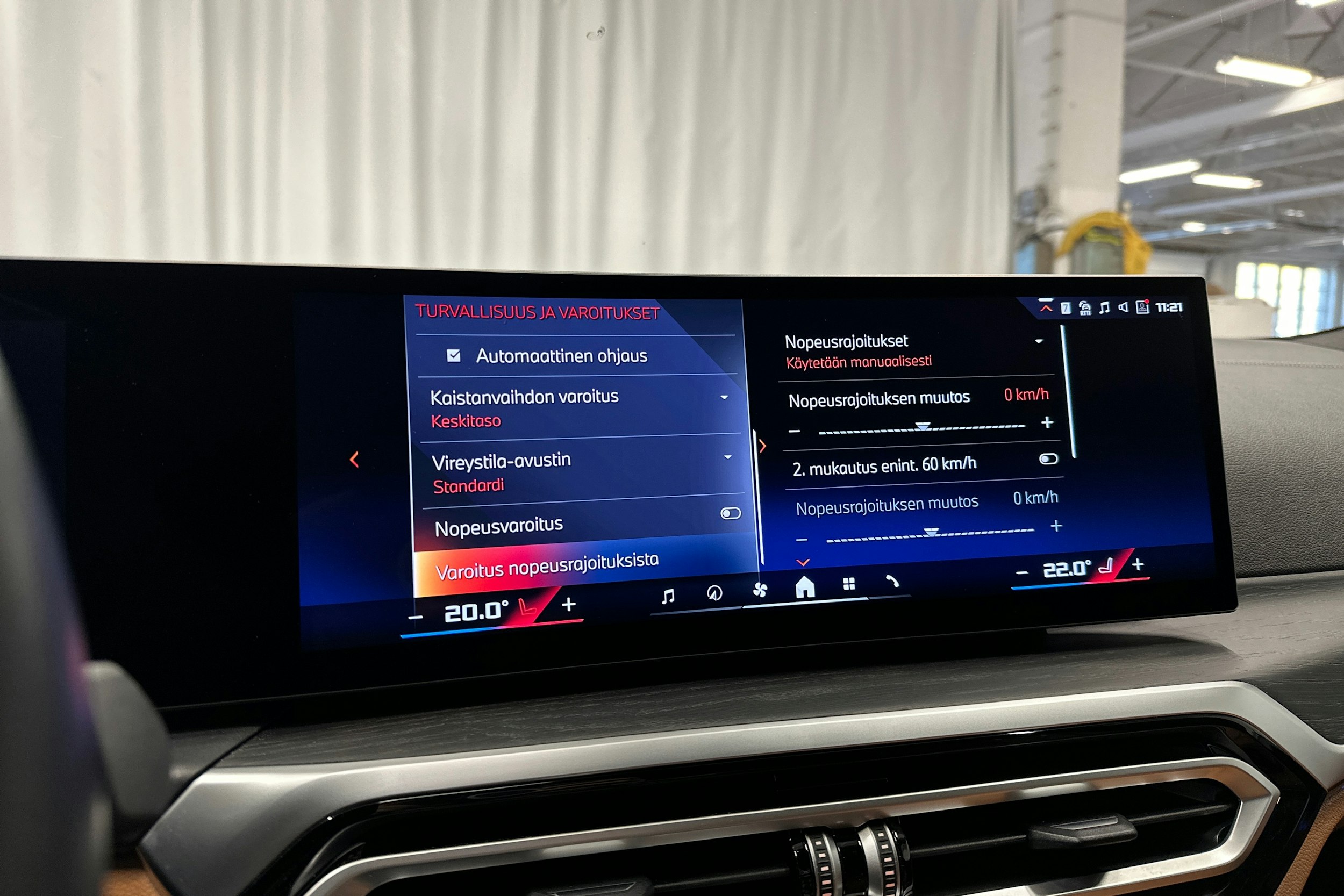 vihreä BMW i4 M50 2024 kuva 22.