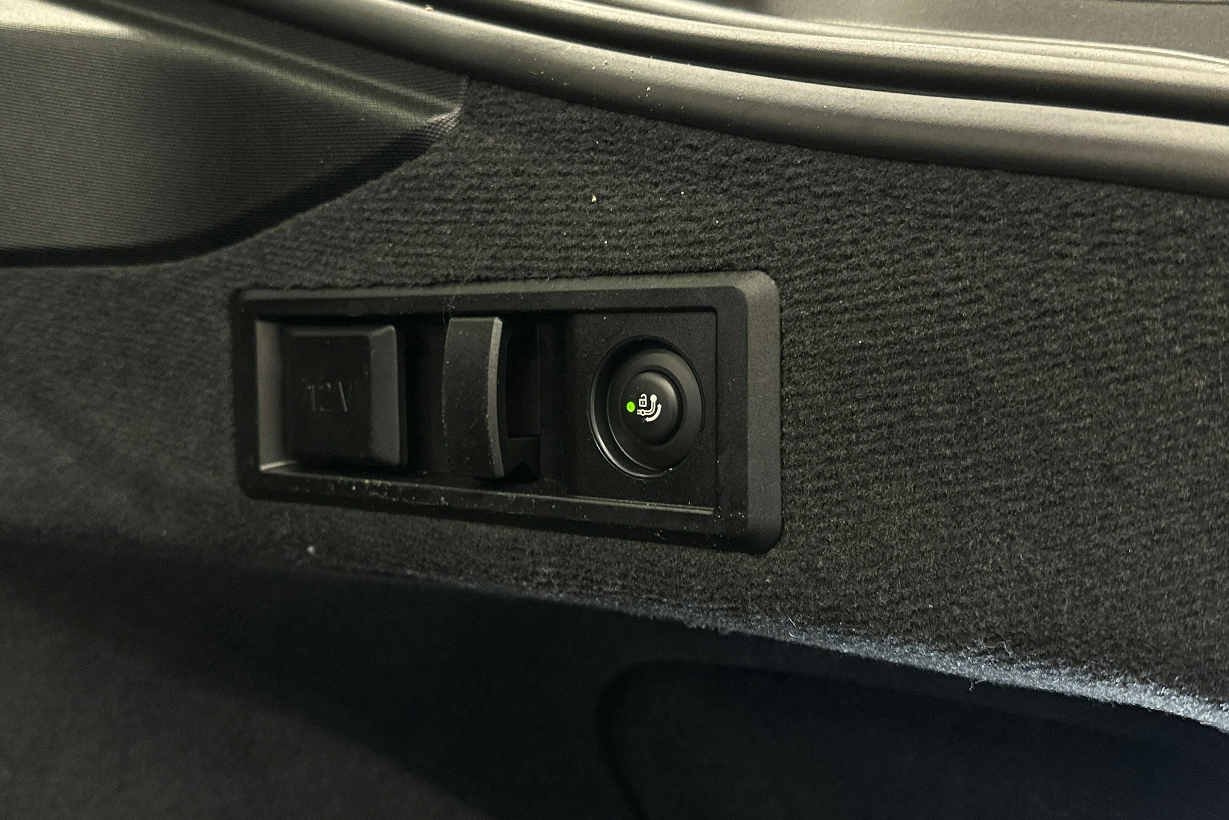 vihreä BMW i4 M50 2024 kuva 34.