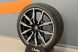 harmaa BMW i4 M50 2024 kuva 13.