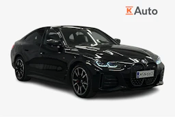 musta BMW i4 M50 2024 kuva 1.