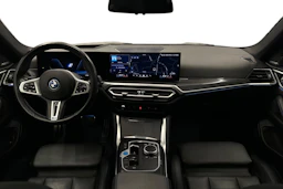 musta BMW i4 M50 2024 kuva 7.