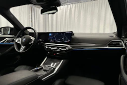 musta BMW i4 M50 2024 kuva 20.