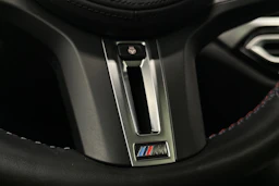 musta BMW i4 M50 2024 kuva 24.