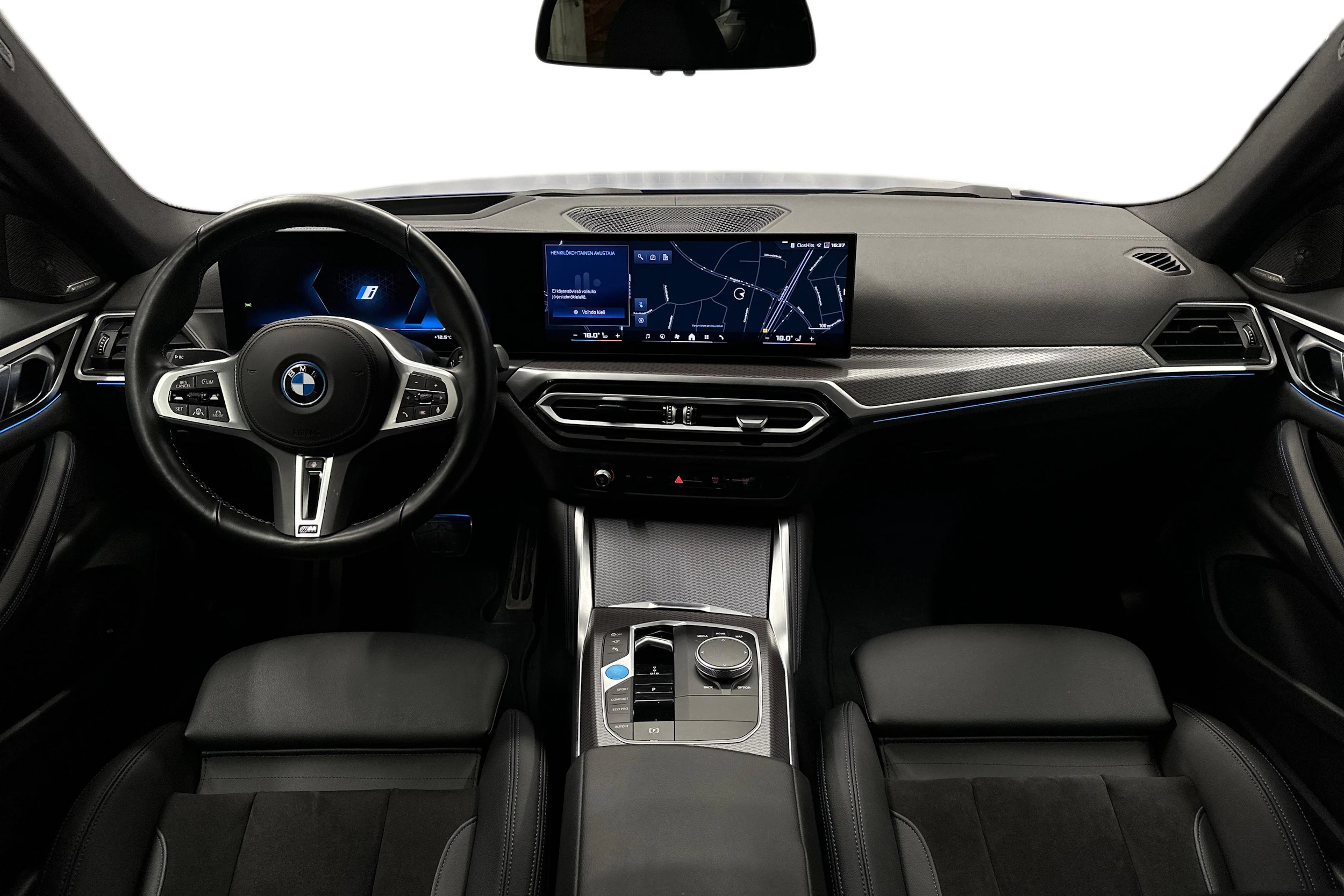 sininen BMW i4 M50 2024 kuva 7.