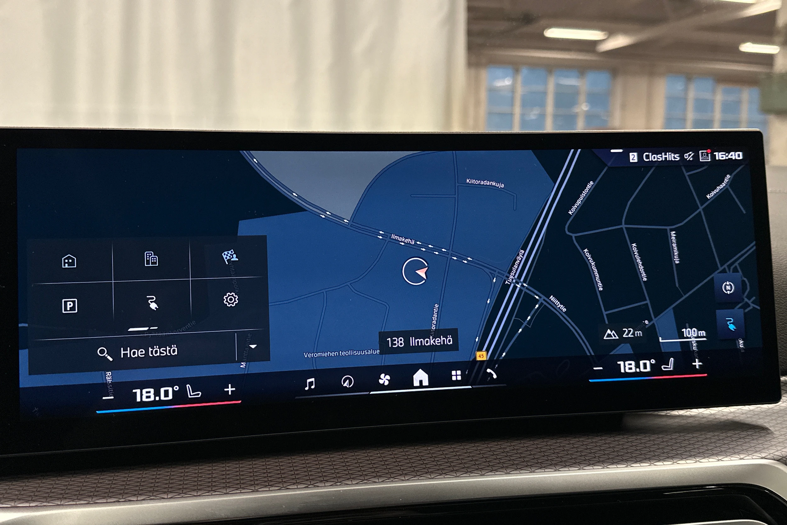 sininen BMW i4 M50 2024 kuva 25.