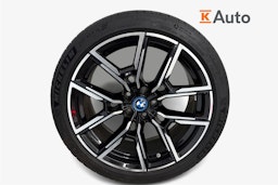 valkoinen BMW i4 M50 2024 kuva 11.