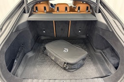 valkoinen BMW i4 M50 2024 kuva 14.