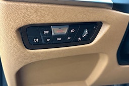 valkoinen BMW i4 M50 2024 kuva 22.