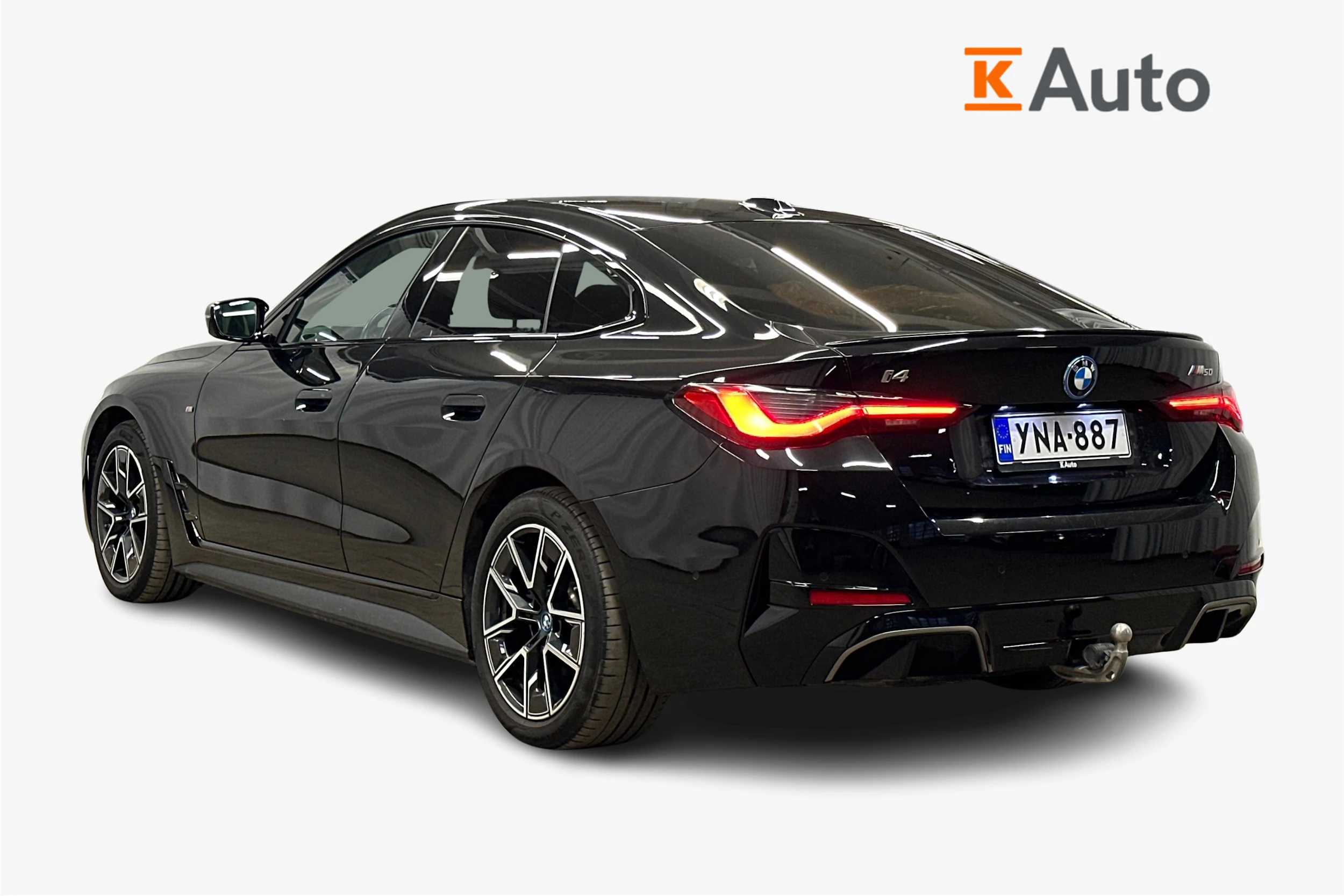 musta BMW i4 M50 2024 kuva 2.
