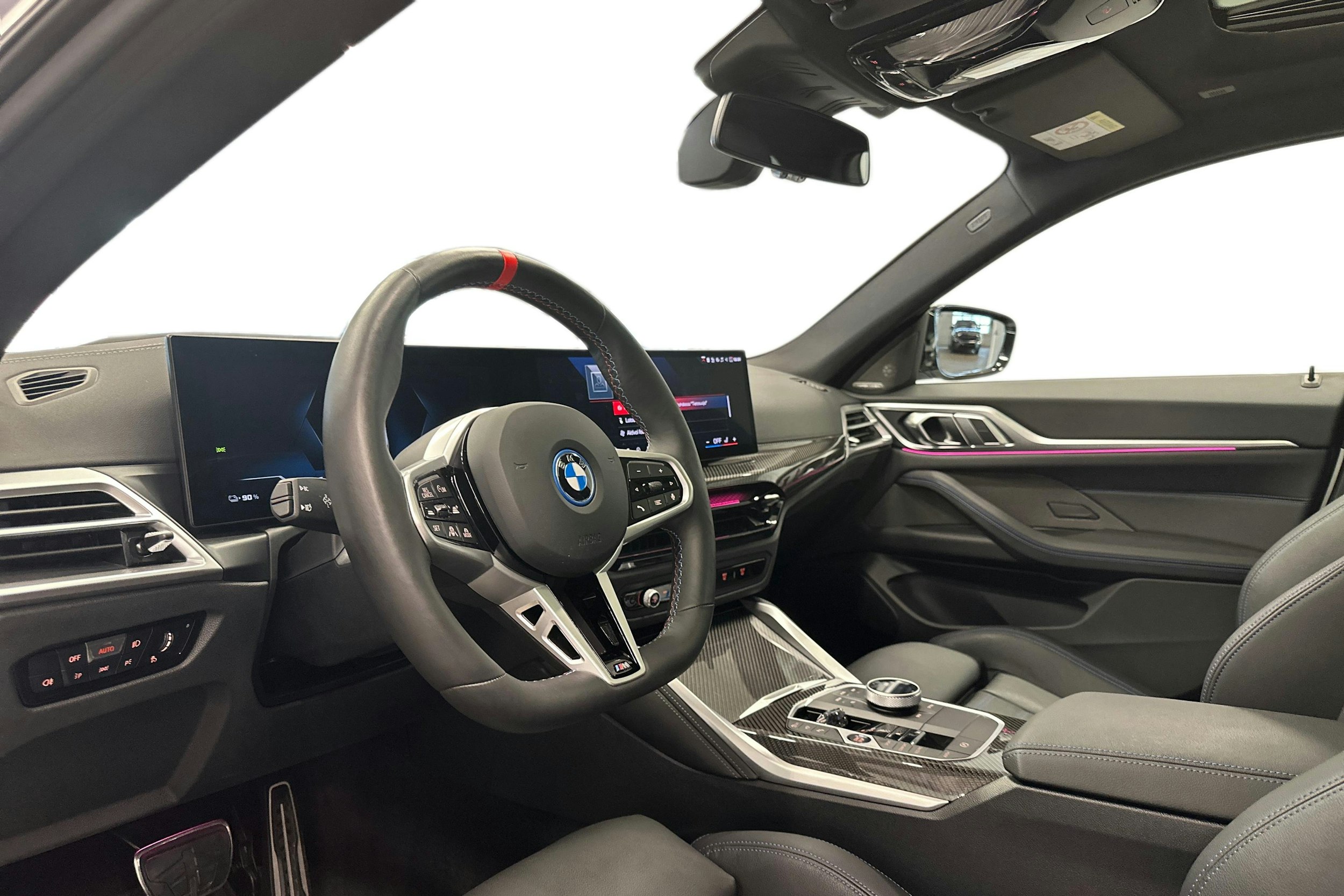 valkoinen BMW i4 M50 2025 kuva 3.