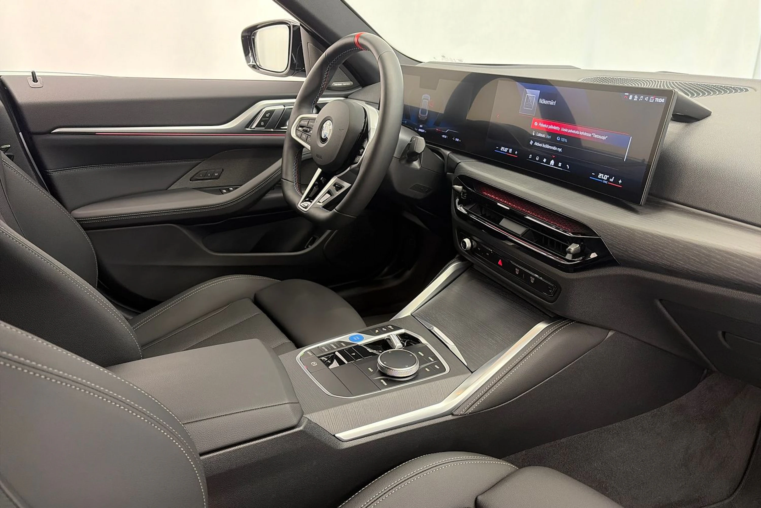 Harmaa BMW i4 M60 2026 kuva 17.