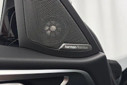 Harmaa BMW i4 M60 2026 kuva 19.