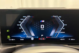 Harmaa BMW i4 M60 2026 kuva 20.