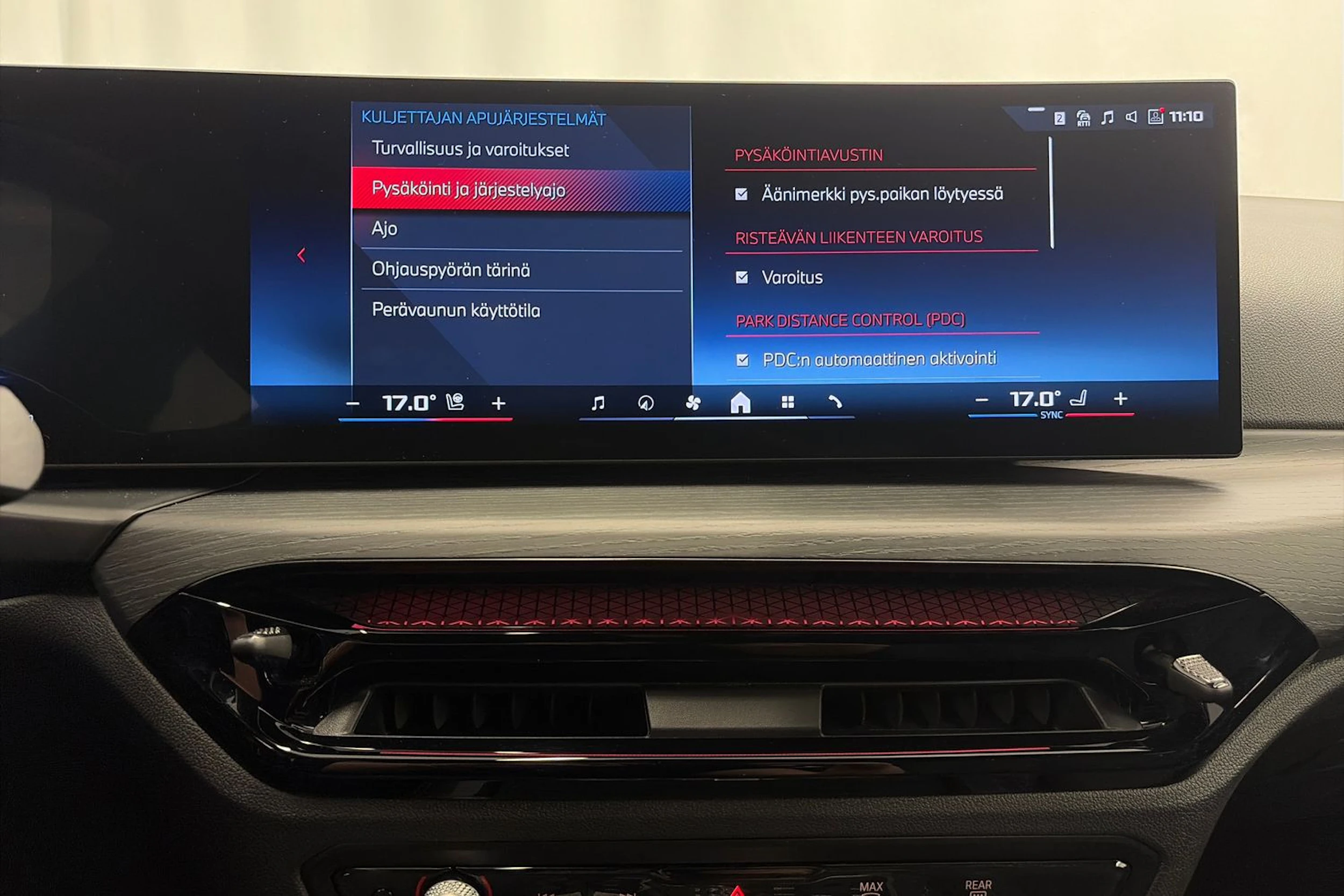 Harmaa BMW i4 M60 2026 kuva 31.