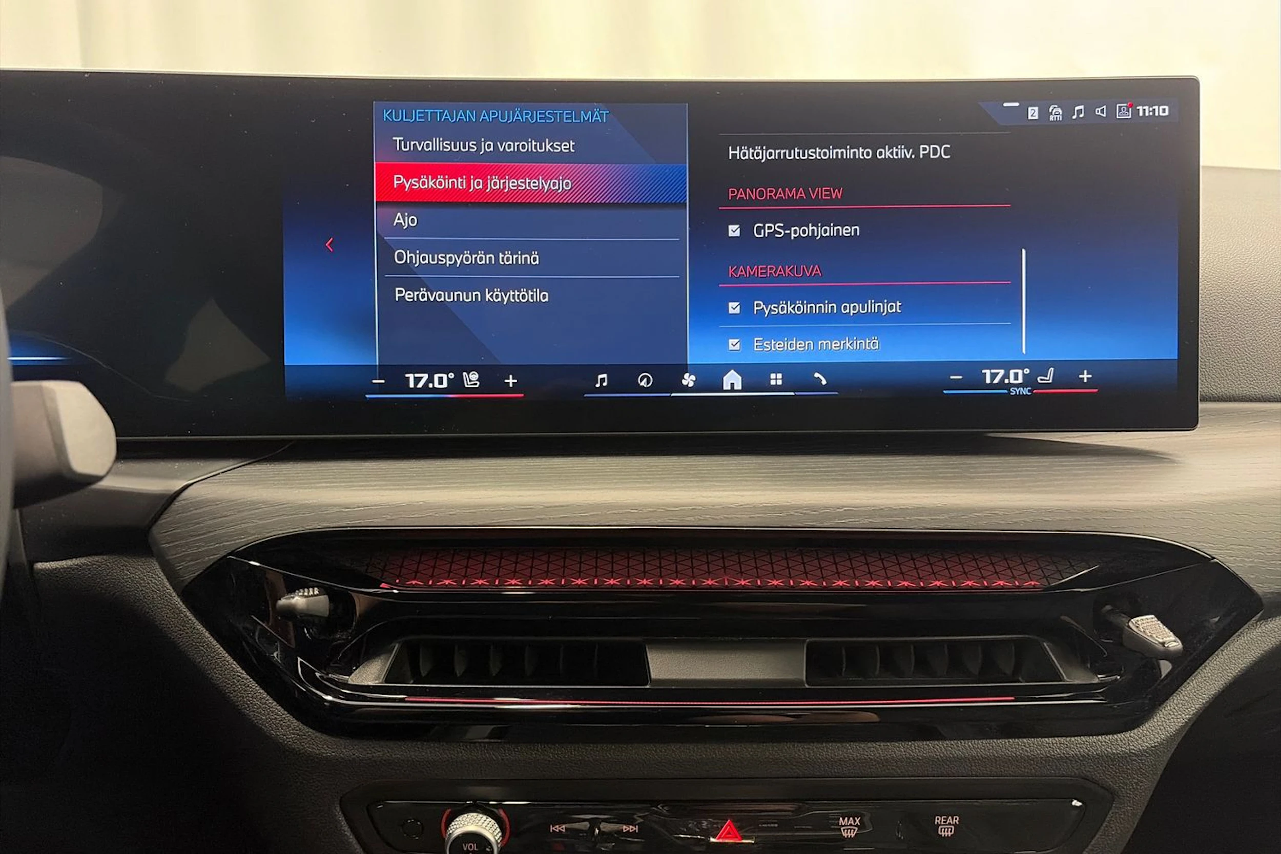 Harmaa BMW i4 M60 2026 kuva 32.