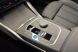 Harmaa BMW i4 M60 2026 kuva 39.