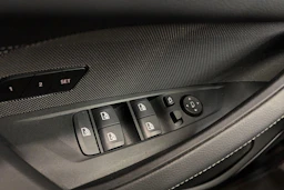 Harmaa BMW i4 M60 2026 kuva 42.