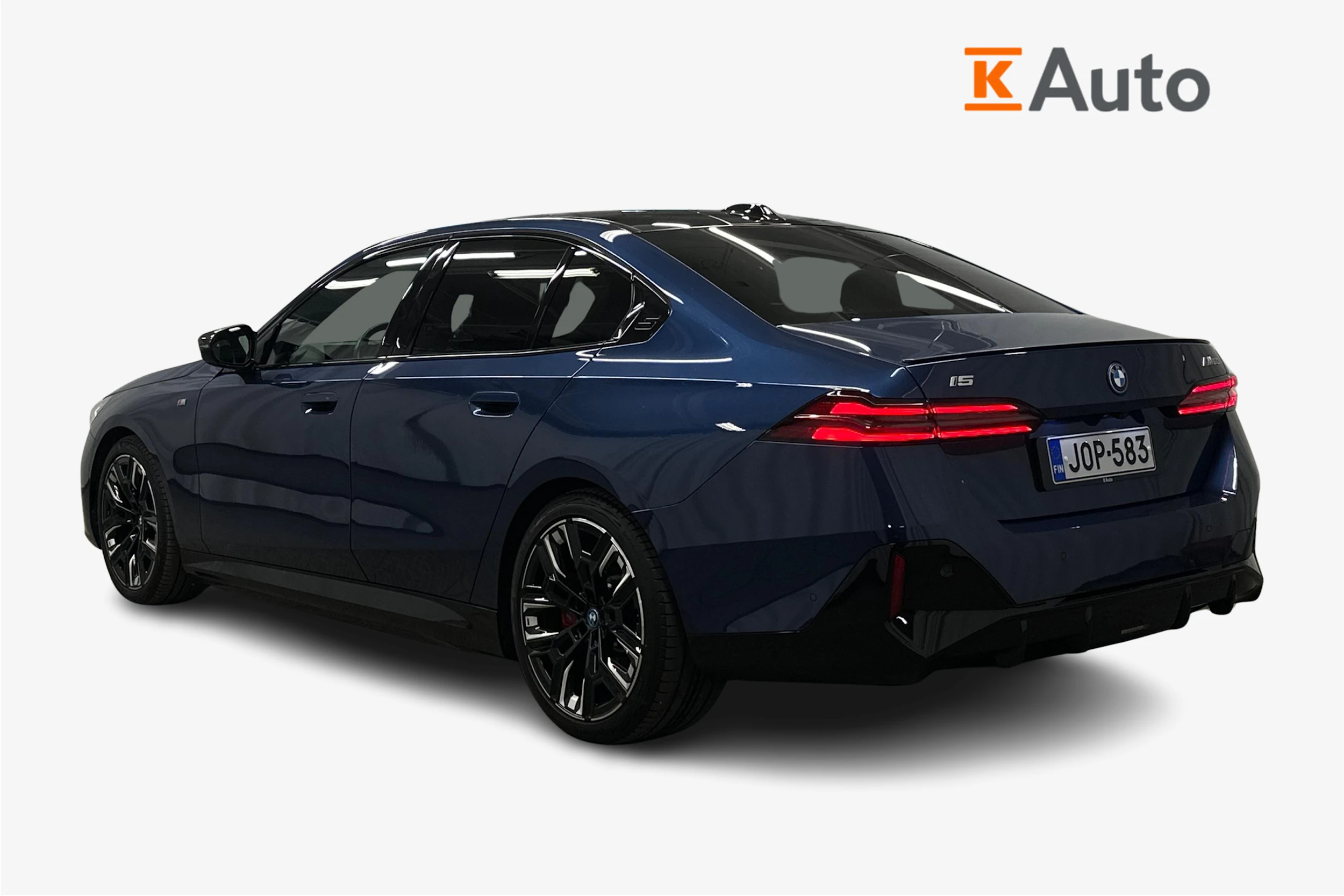 sininen BMW i5 2023 kuva 3.