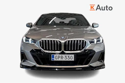 harmaa BMW i5 2024 kuva 4.