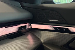 harmaa BMW i5 2024 kuva 29.