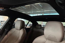harmaa BMW i5 2024 kuva 30.